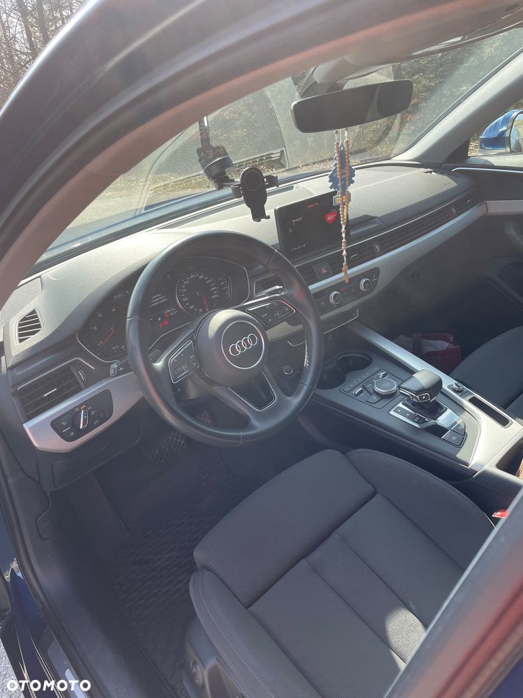 Audi A4 Avant 2.0 TDI S tronic - 13