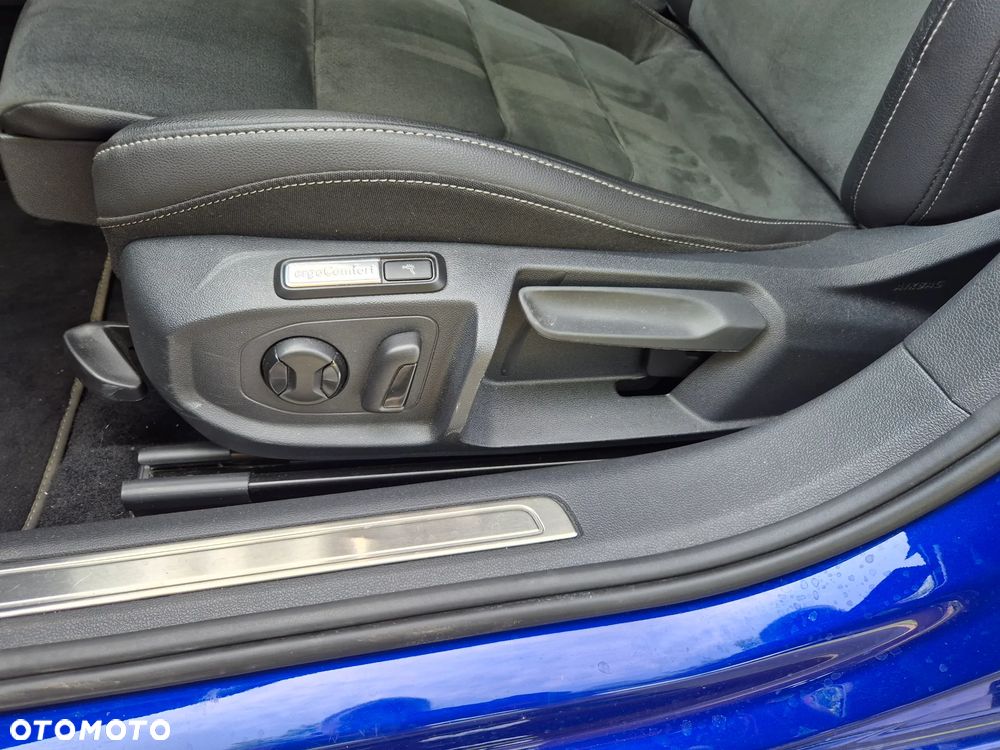 Volkswagen Arteon 2.0 TDI R-Line DSG - 17