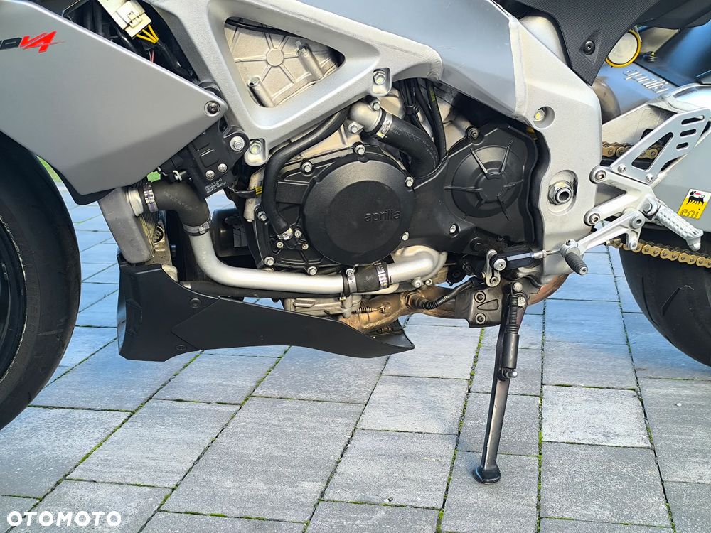 Aprilia Tuono - 6