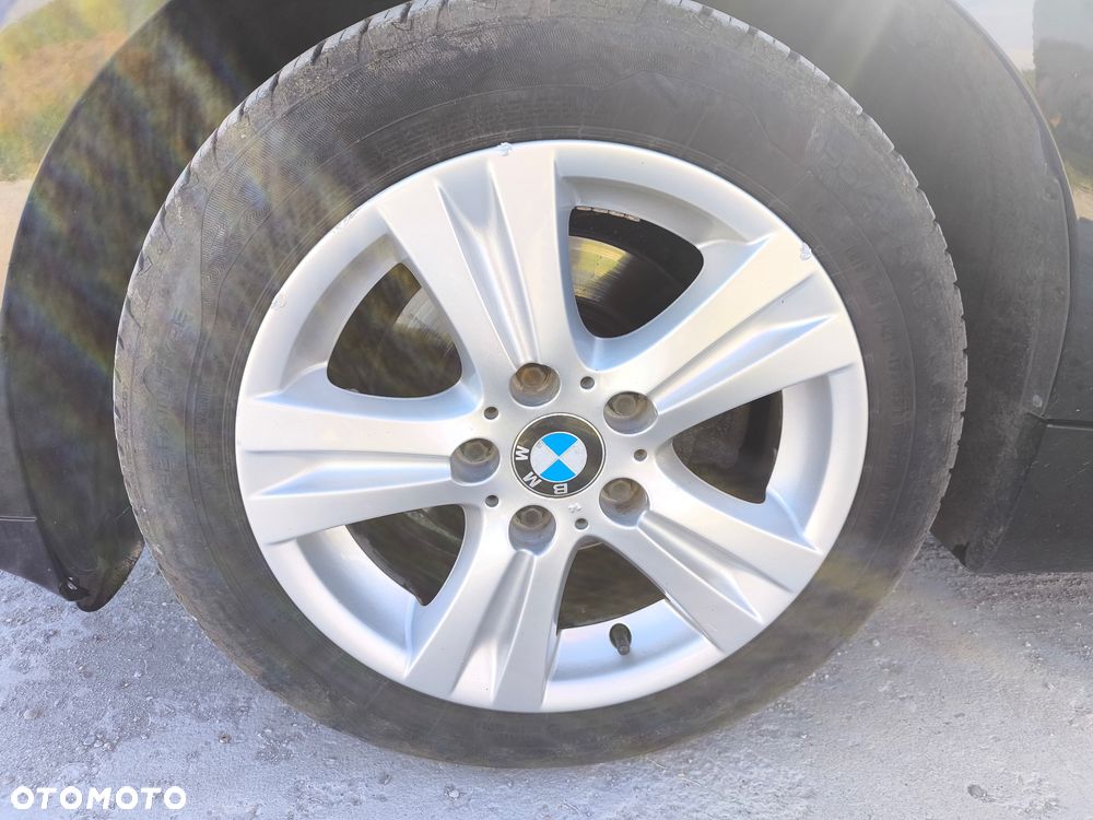 BMW Seria 1 - 25