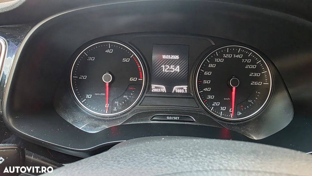 Seat Leon 1.6 TDI Start&Stop Ecomotive Style - 8
