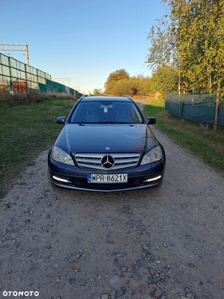 Mercedes-Benz Klasa C 220 T CDI DPF Automatik BlueEFFICIENCY Avantgarde - 1