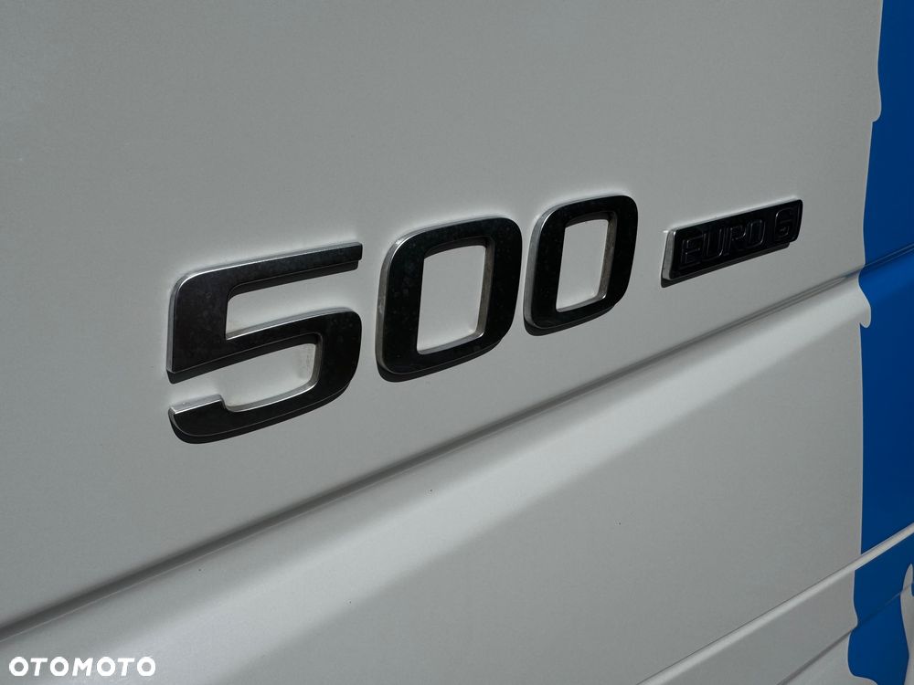 Volvo - 9