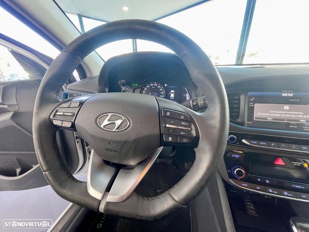 Hyundai Ioniq 1.6 GDI HEV - 18