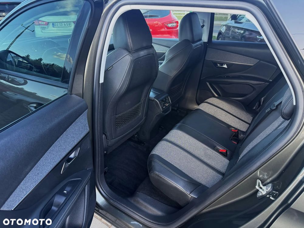 Peugeot 3008 BlueHDi 130 Stop & Start EAT8 Allure - 8