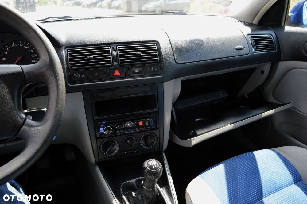 Volkswagen Golf 1.4 Comfortline - 16