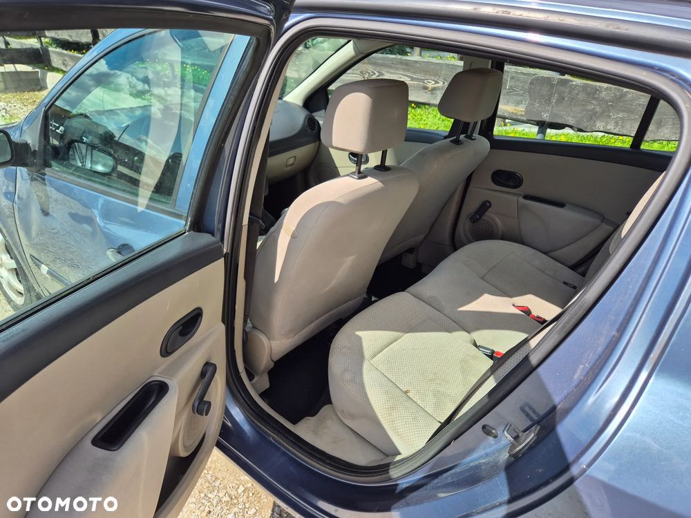 Renault Clio 1.5 dCi Dynamique - 7