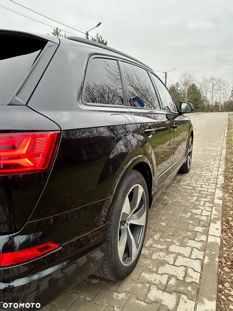 Audi Q7 - 10