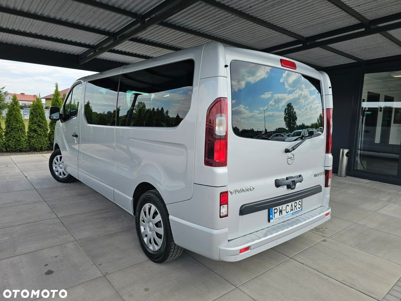 Opel Vivaro - 4