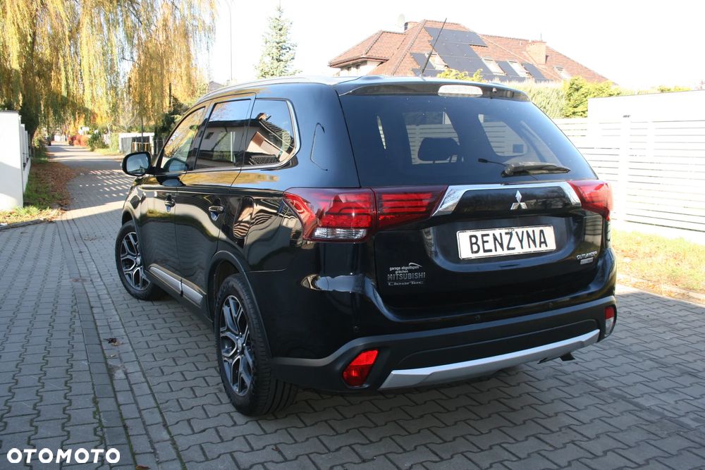 Mitsubishi Outlander 2.2 DID Intense + 4WD - 20