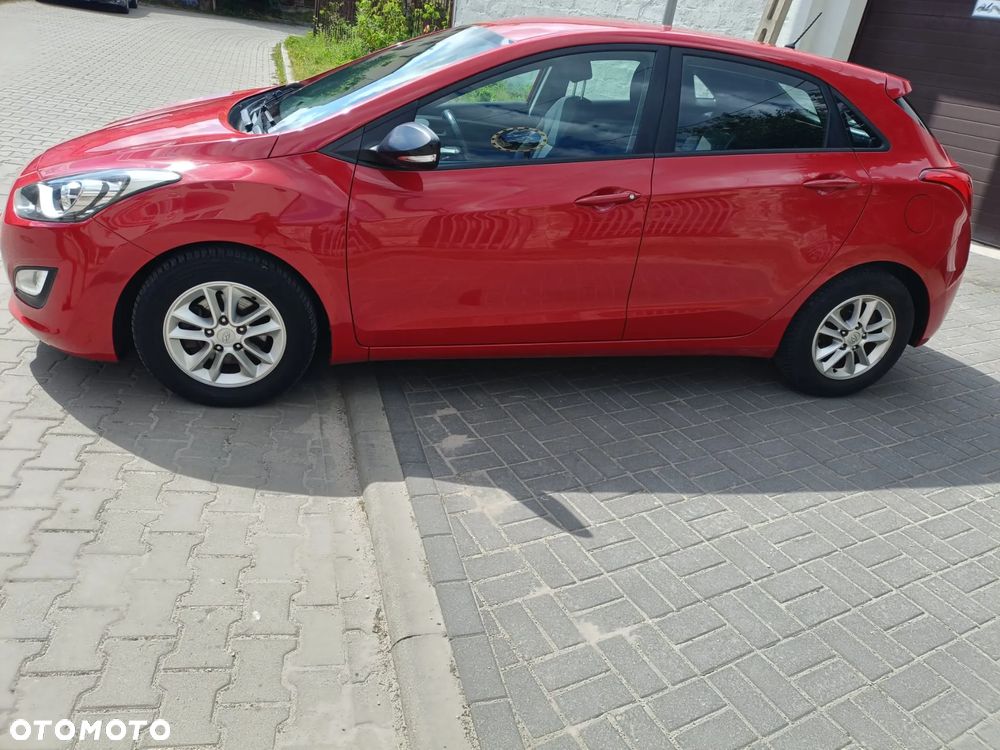 Hyundai i30 1.4 Trend - 8