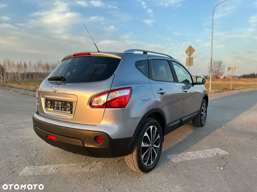 Nissan Qashqai 2.0 4 x 4 acenta - 5