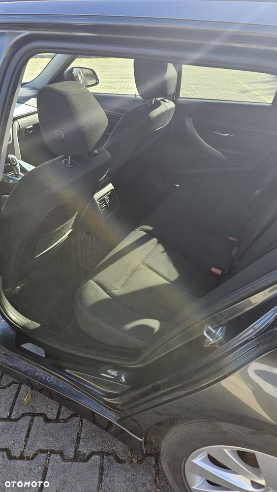 BMW Seria 3 320d DPF Cabrio - 15