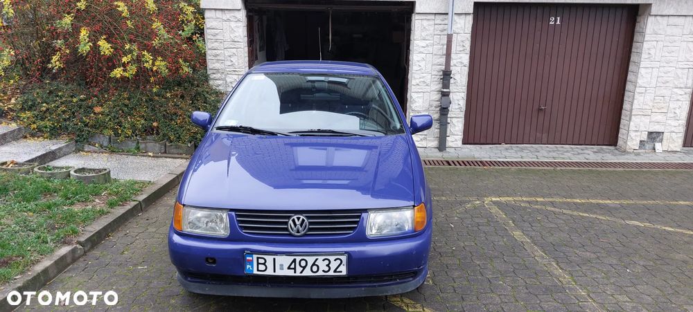 Volkswagen Polo 50 - 1