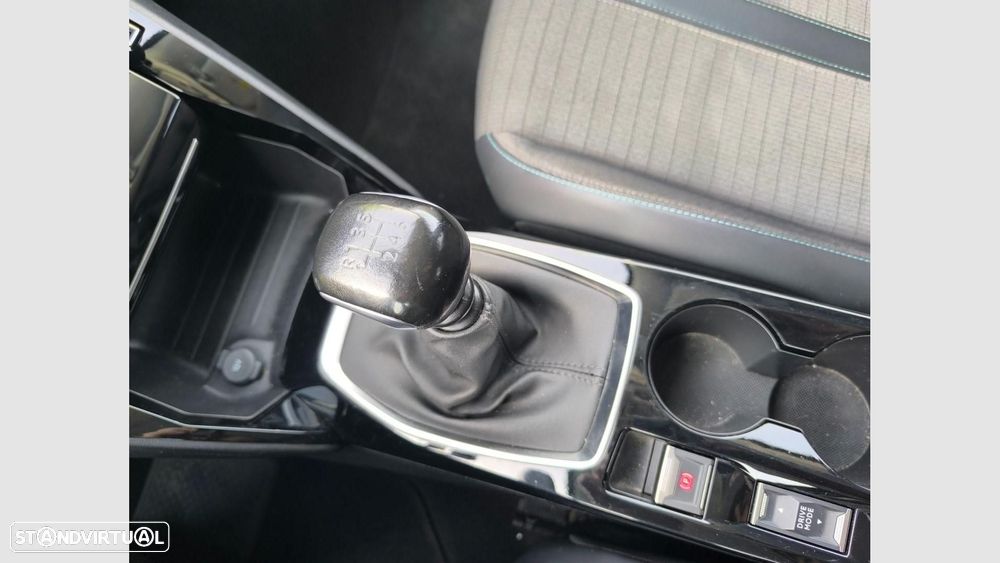 Peugeot 2008 1.2 PureTech Allure - 10