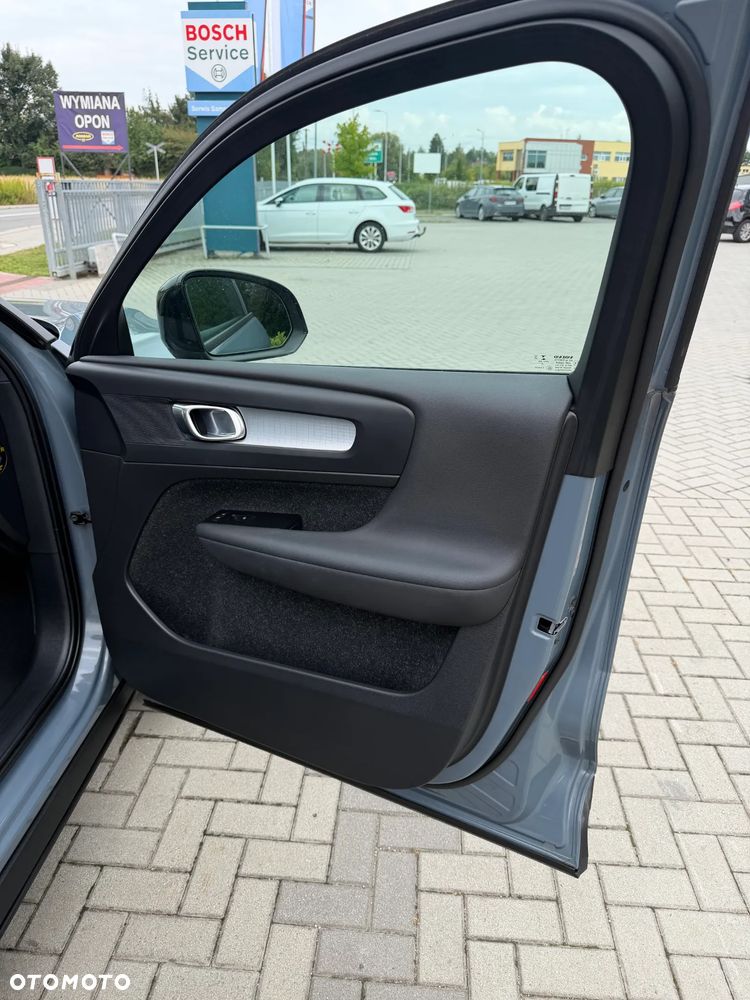 Volvo XC 40 T3 Momentum Pro - 15
