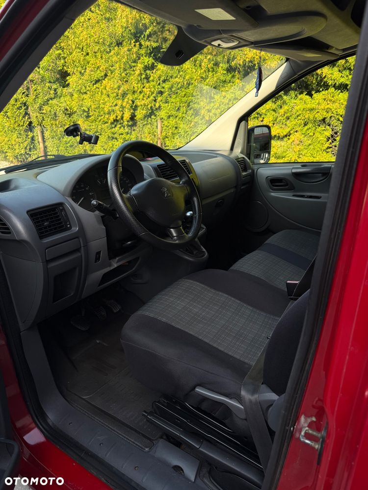 Peugeot Expert - 8