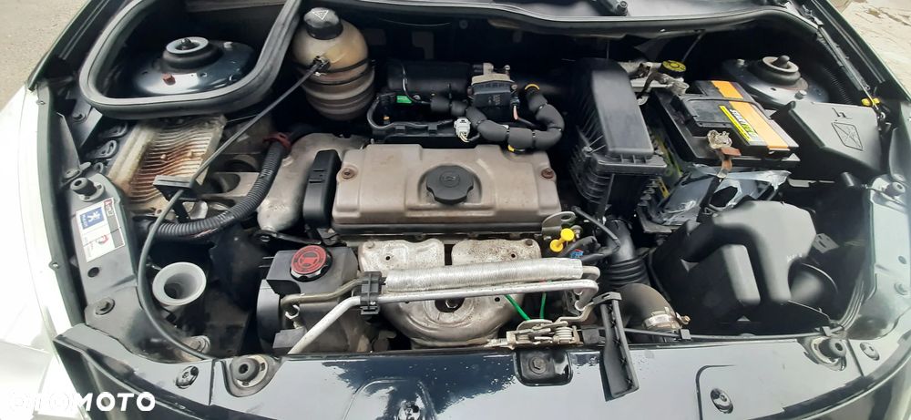 Peugeot 206 plus - 40