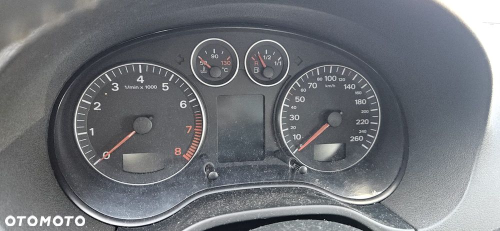 AUDI A3 8P 03-08 1.8 TFSI BZB - LAMPA PRZÓD PRZEDNIA LEWA PRAWA - 21