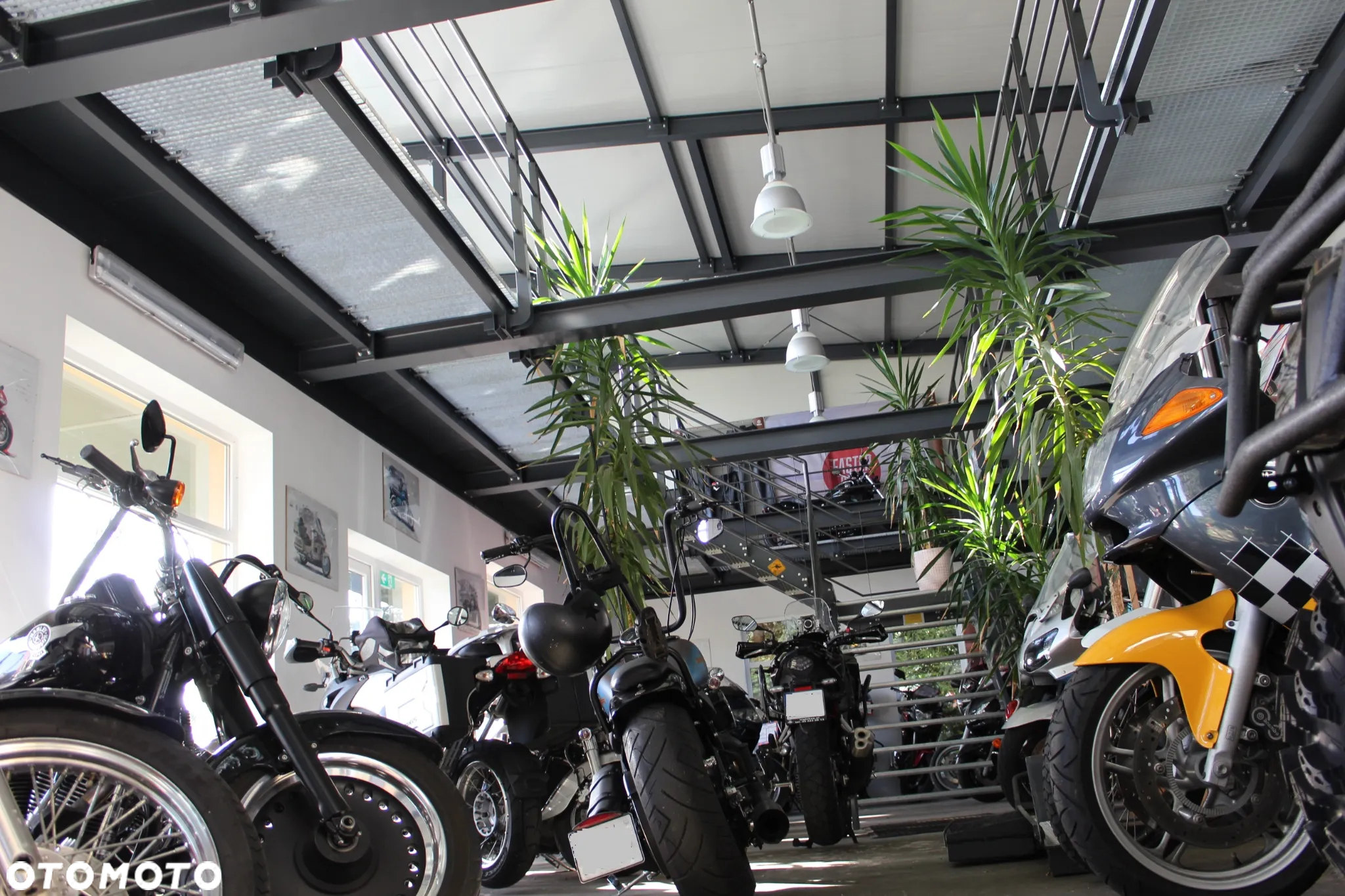 Yamaha MT - 8