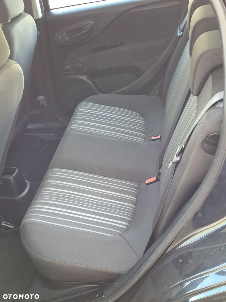 Fiat Punto Evo - 16