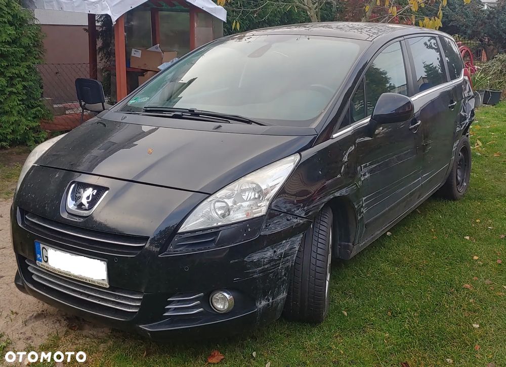 Peugeot 5008 1.6 THP Premium - 2