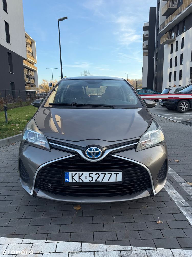 Toyota Yaris ver-hybrid-style-selection - 2