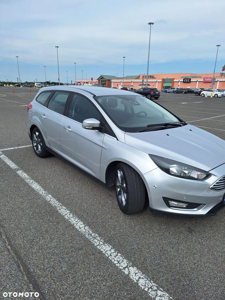 Ford Focus 2.0 TDCi Titanium ASS - 6