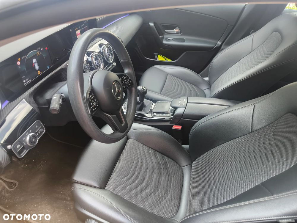 Mercedes-Benz CLA - 15