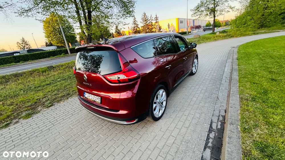 Renault Grand Scenic - 11