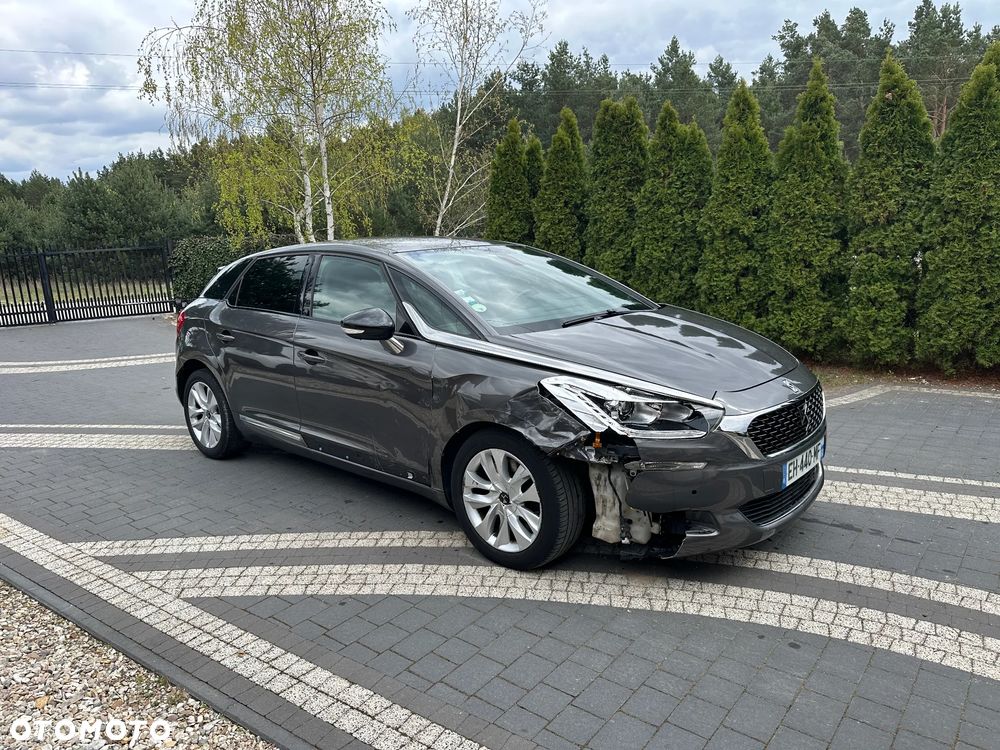 DS Automobiles DS 5 - 7