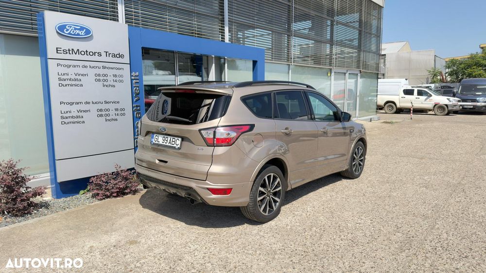 Ford Kuga 2.0 TDCi 4WD Powershift ST-Line - 4