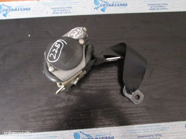 Pre-Tensor 1688601885 MERCEDES W168 2001 TD - 2