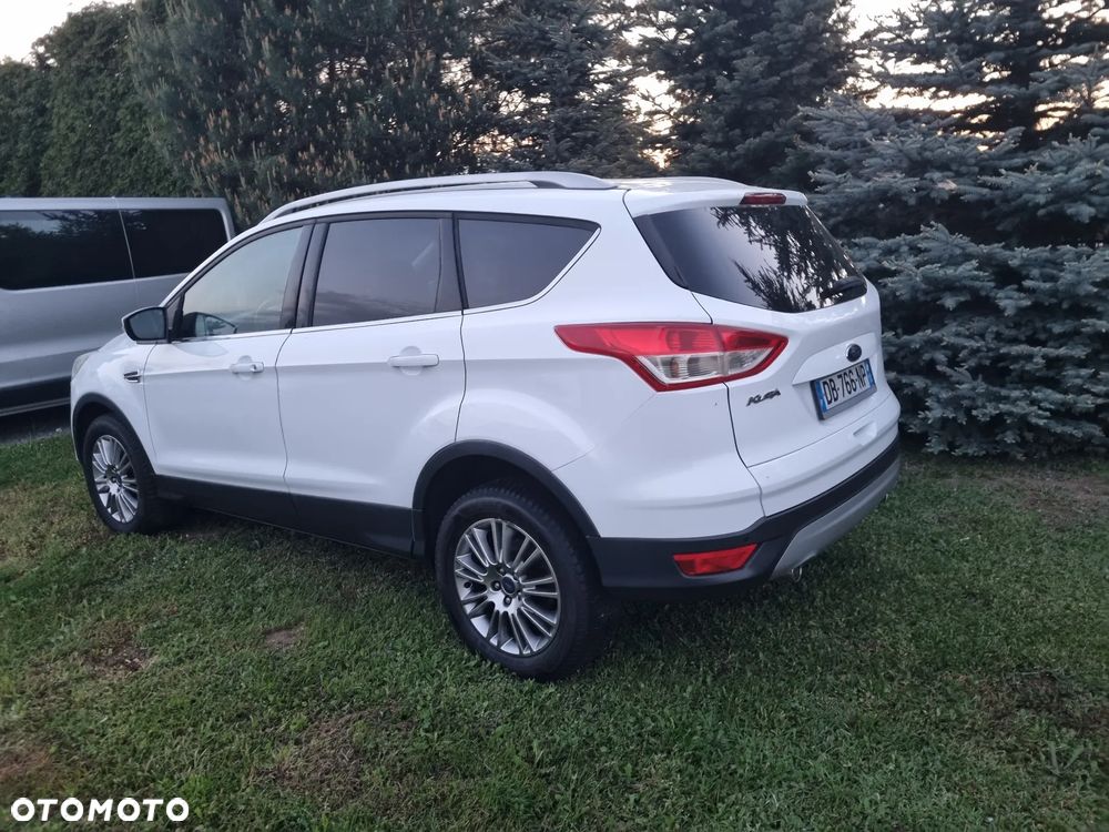Ford Kuga 2.0 TDCi Titanium FWD - 3
