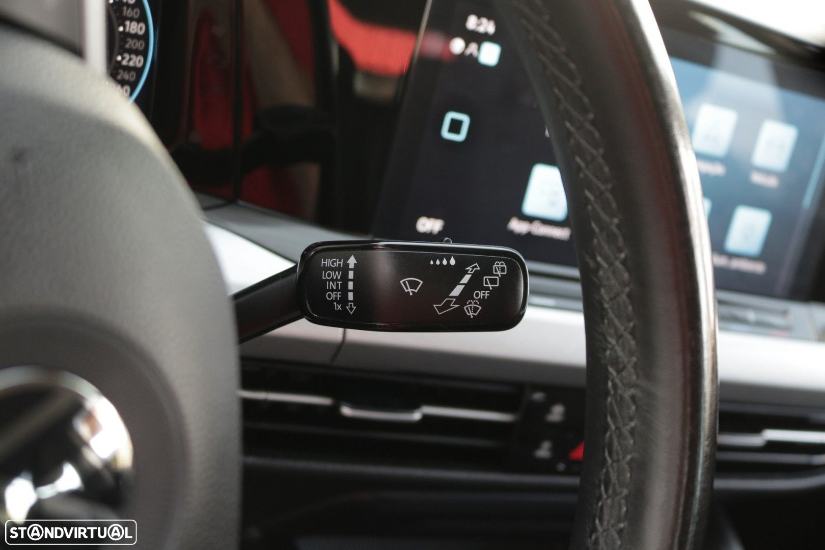 VW Golf 2.0 TDI Life - 35