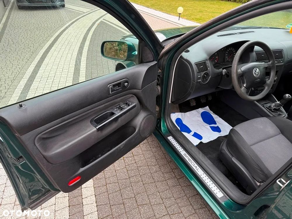 Volkswagen Golf 1.4 Goal - 18