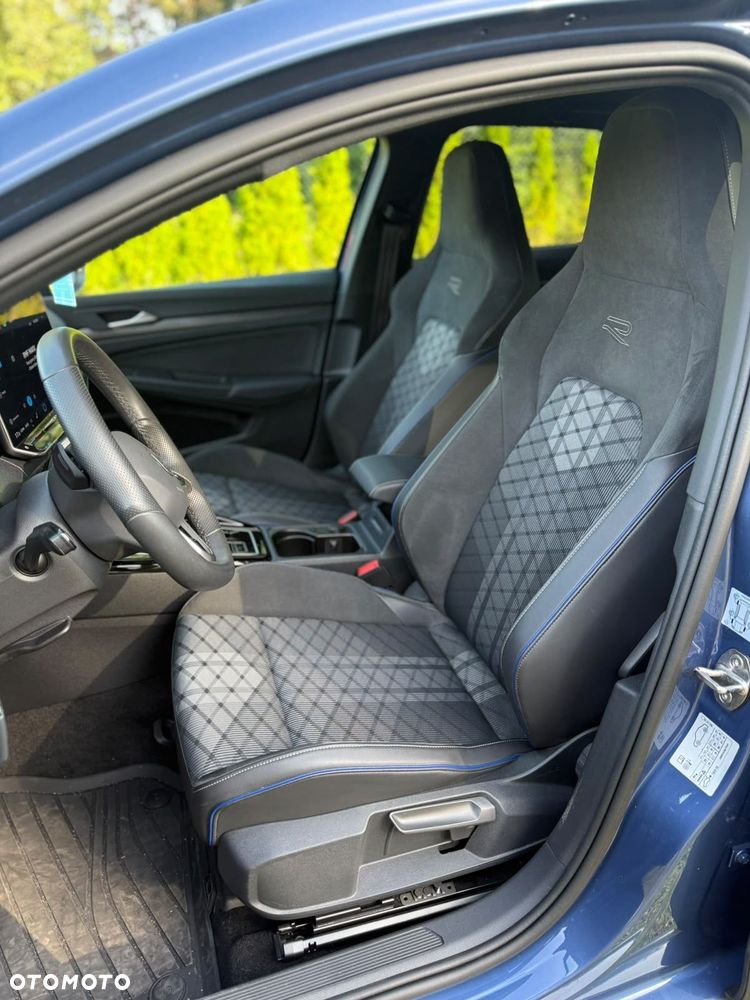 Volkswagen Golf 1.5 eTSI mHEV R-Line Plus DSG - 7
