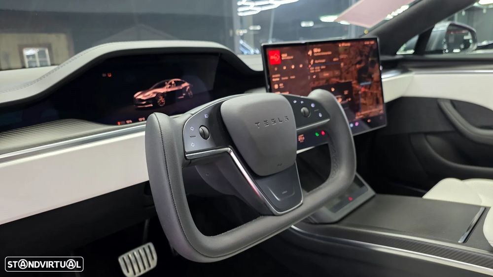 Tesla Model S Plaid AWD - 31