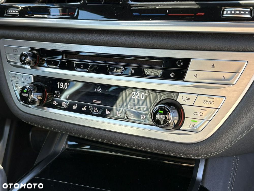BMW Seria 7 - 17