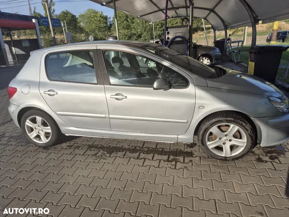 Peugeot 307 2.0HDi XR - 5