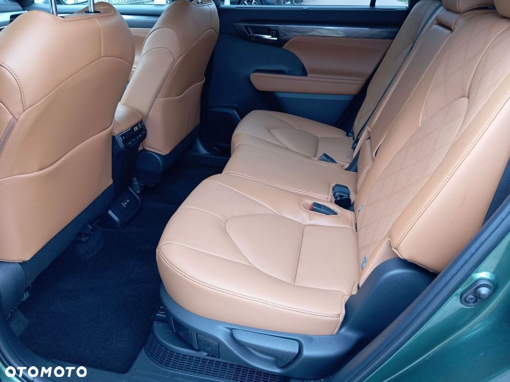 Toyota Highlander - 12