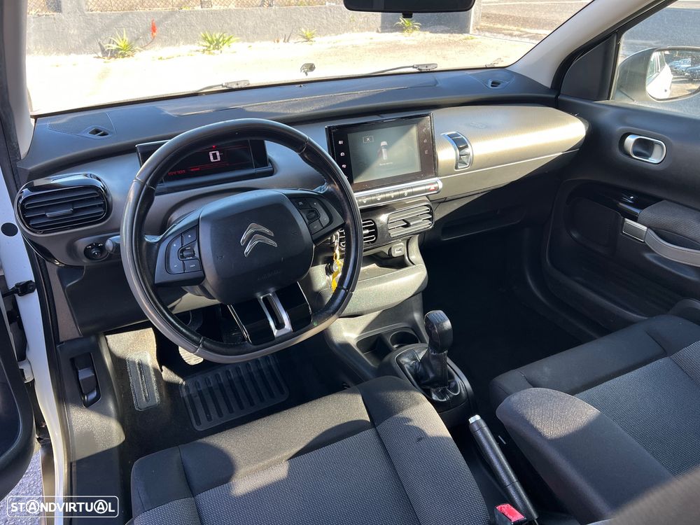 Citroën C4 Cactus 1.6 BlueHDi Shine - 38