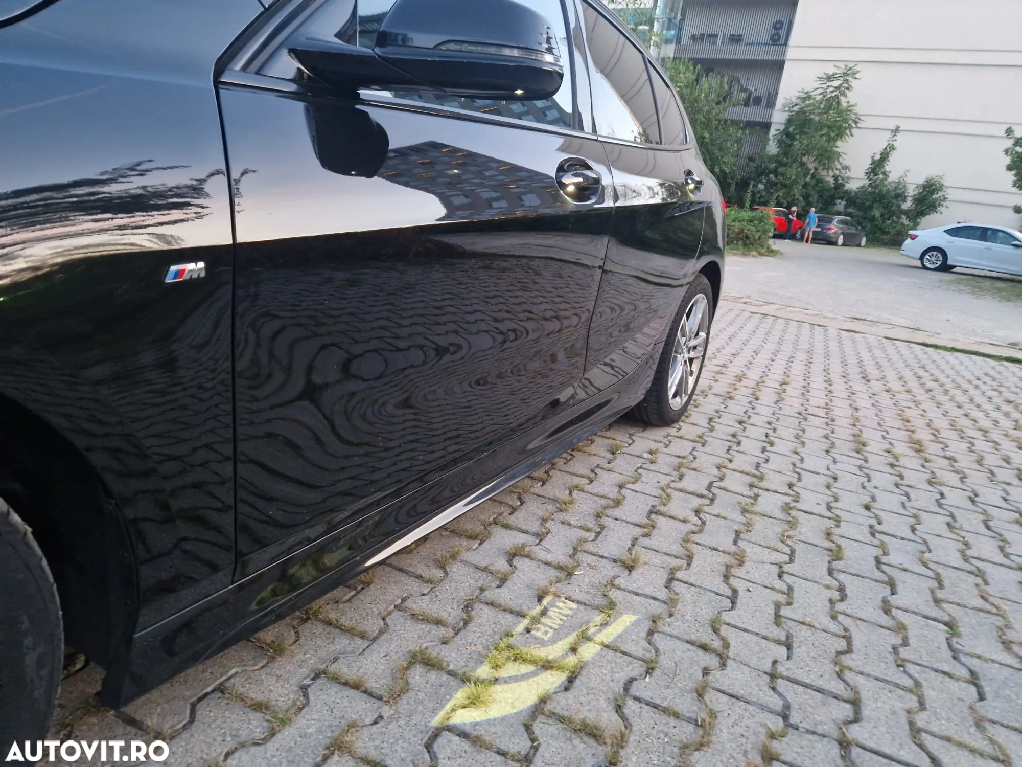 BMW Seria 1 118i Aut. M Sport - 23