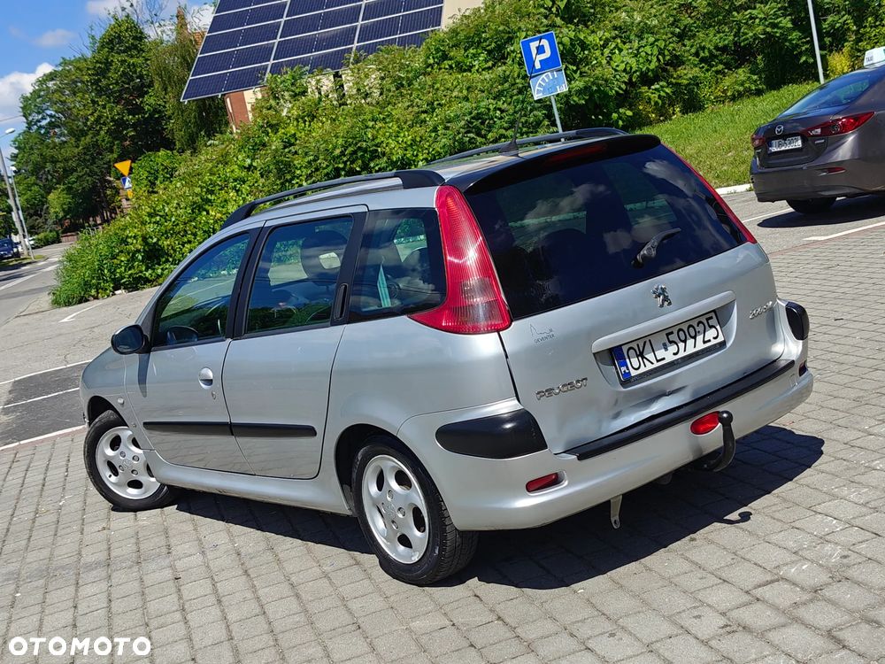 Peugeot 206 75 Grand Filou - 4