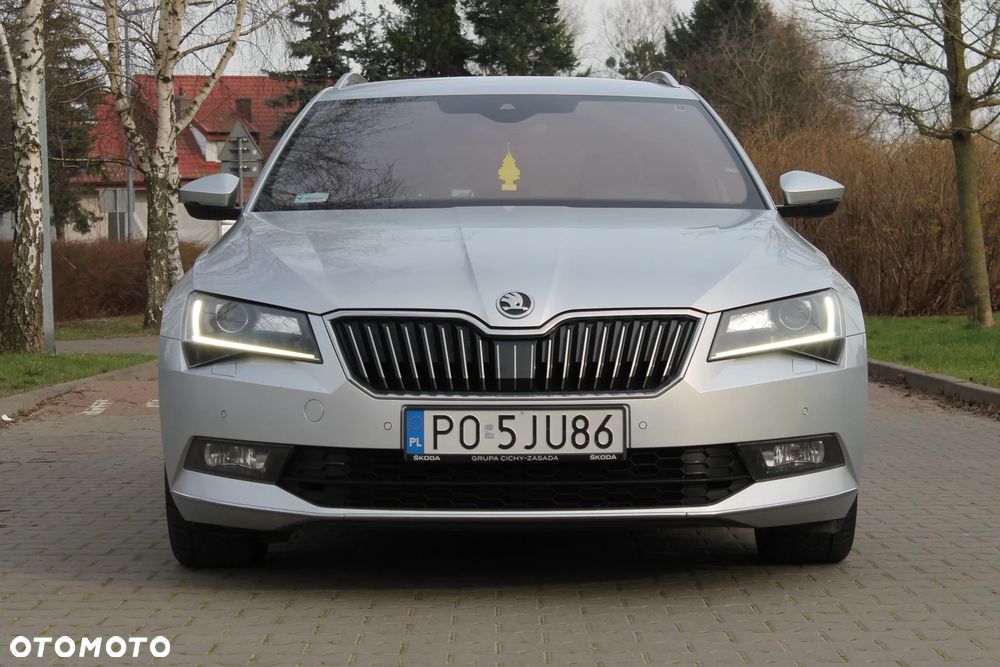 Skoda Superb 2.0 TDI L&K DSG7 - 3