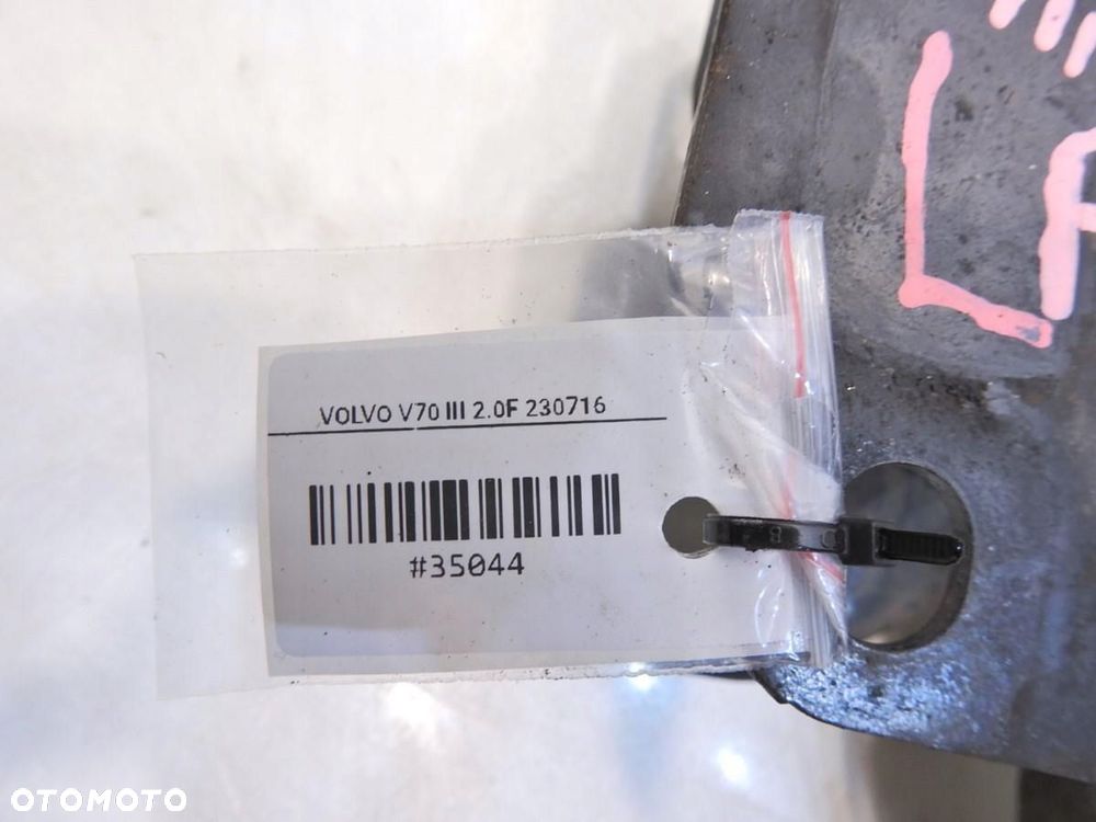 WAHACZ LEWY PRZÓD VOLVO V70 III 2.0 F 31317661 - 5