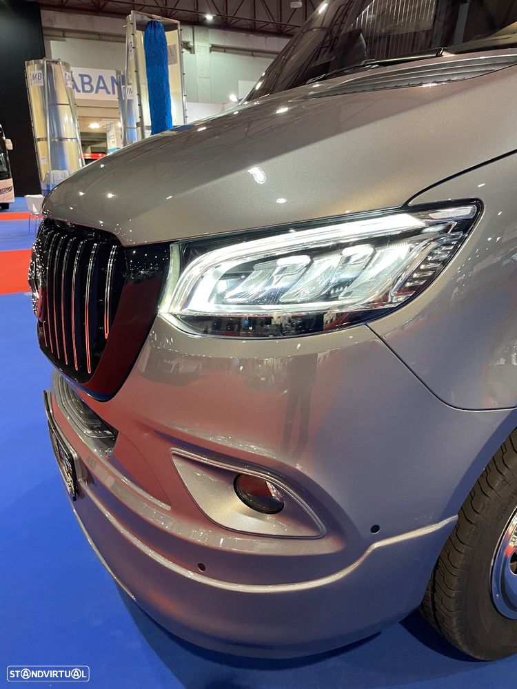 Mercedes Benz Sprinter 519 - 19