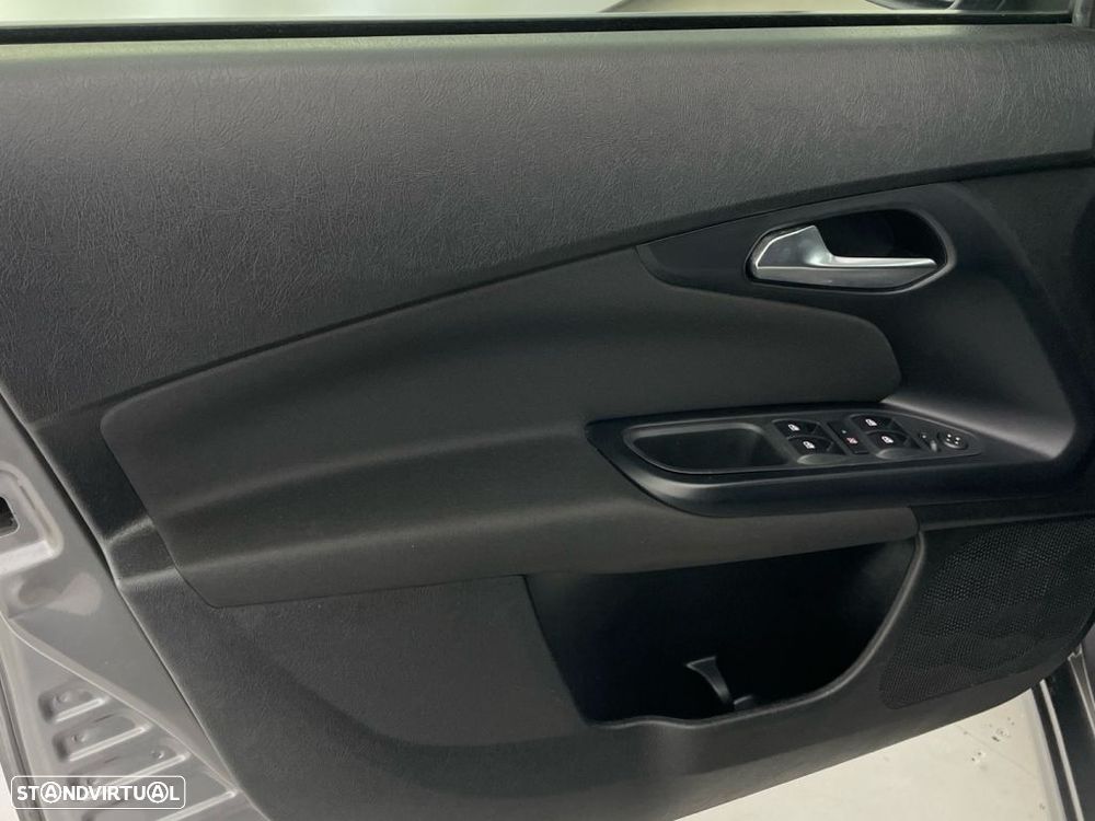 Fiat Tipo 1.3 M-Jet Lounge — fotografia 18