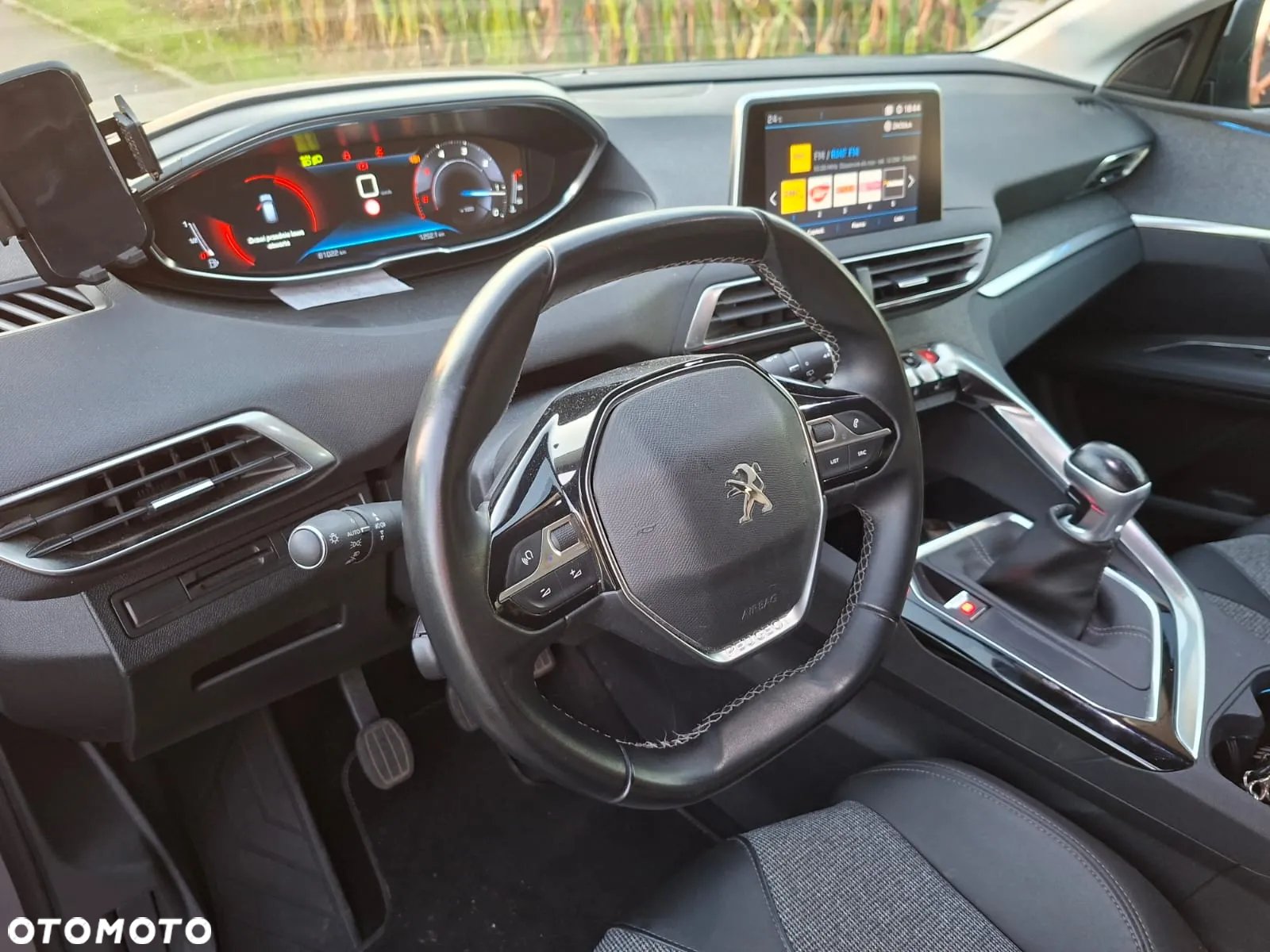Peugeot 3008 1.5 BlueHDi Active S&S - 19