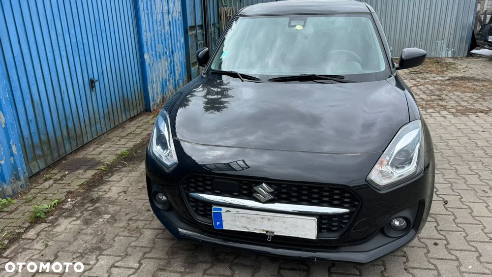 Suzuki Swift 1.2 Dualjet SHVS Premium CVT - 2